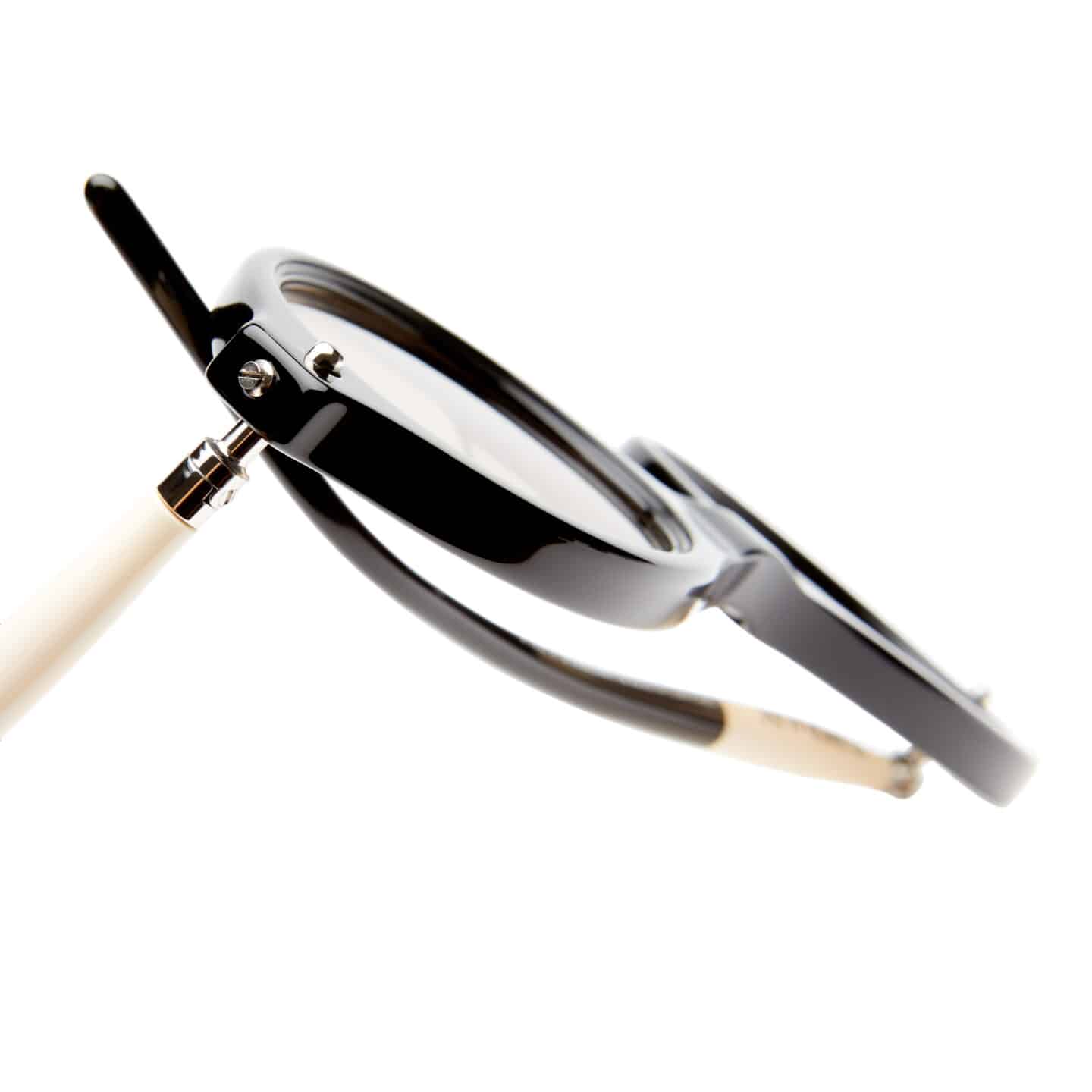 P22 BS BLACK SHINE IVORYBLACK SHINE 04 - Quimper Finistère Image de la galerie