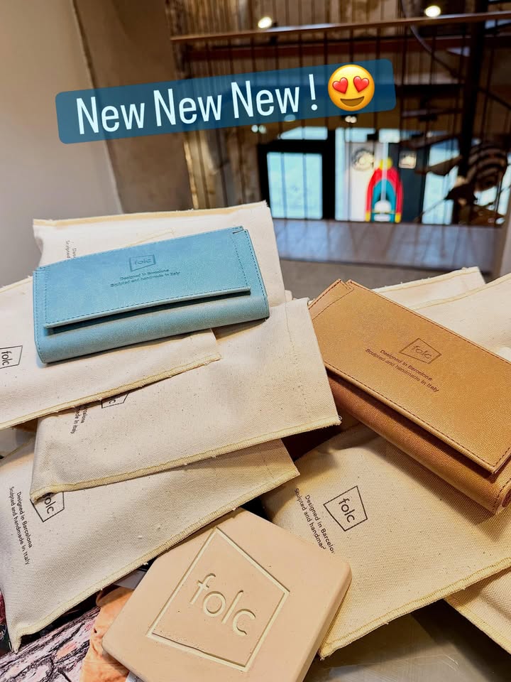 NEW NEW NEW FOLC sculpte et fait main en Italie 1 1492359829568546 - Quimper Finistère NEW NEW NEW FOLC sculpte et fait main en Italie 1 1492359829568546 - Quimper Finistère